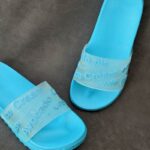 Шльопанці жіночі з аплікацією, колір блакитний, 243R5030-213A